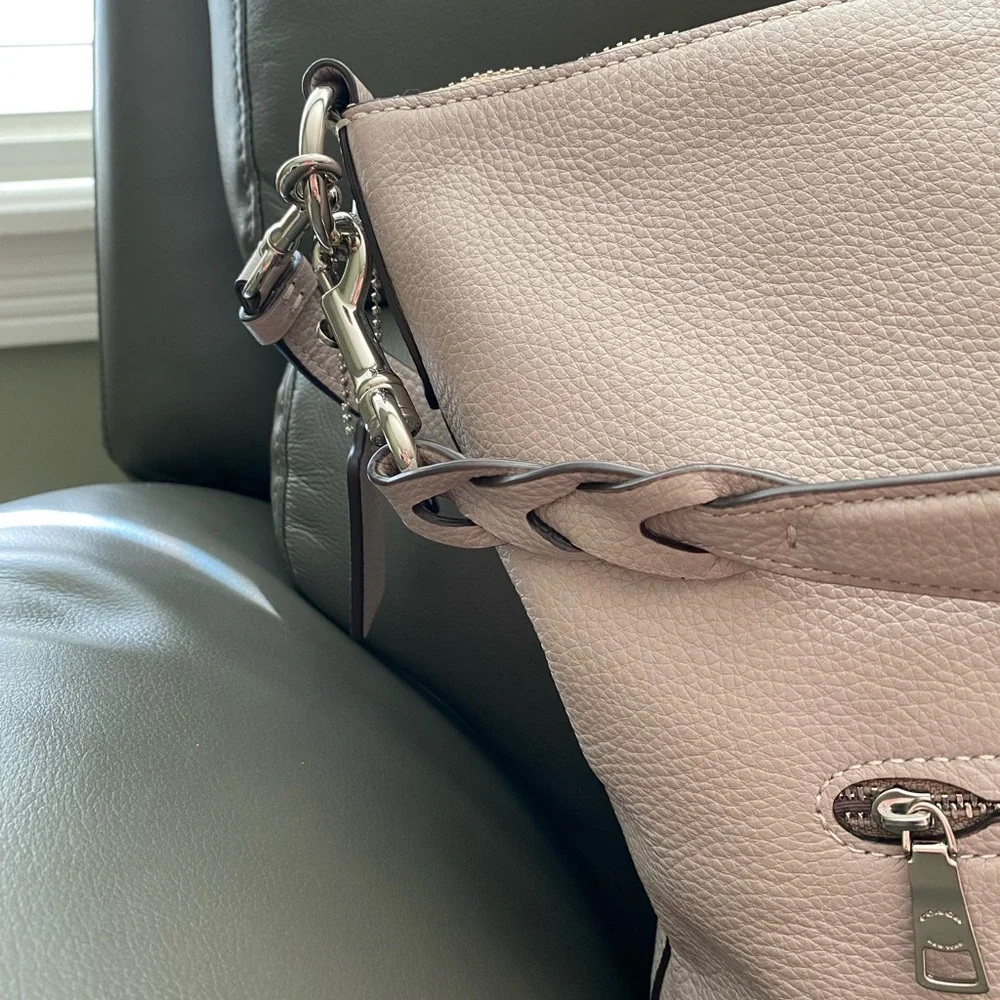 NWOT Coach Pebbled Leather Abby Duffle Grey Birch - Picture 4 of 16